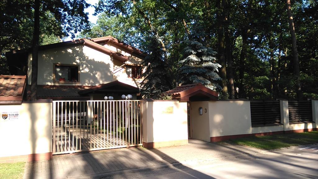 Villa Podkowa Podkowa Lesna Luaran gambar